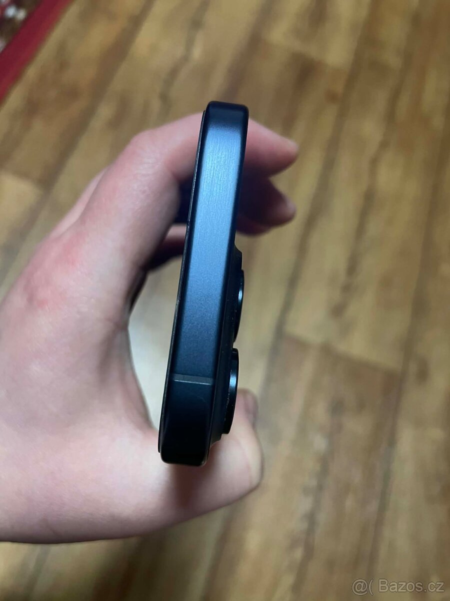 IPhone 15 pro 256 - 8