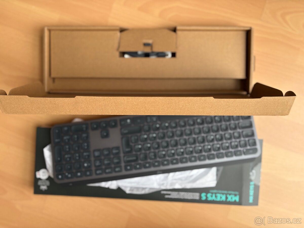 Klávesnice Logitech MX Keys S Graphite - CZ/SK - 8