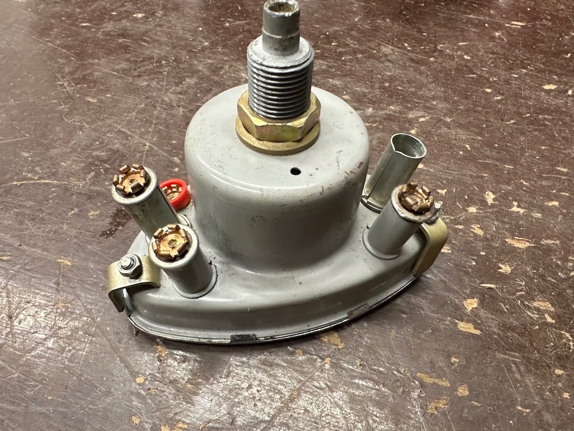 Predám orig. nový tachometř JAWA 250 350 panelka, uloženka - 8