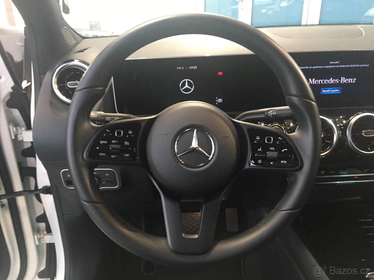 Mercedes-Benz B180 (2019) - 8