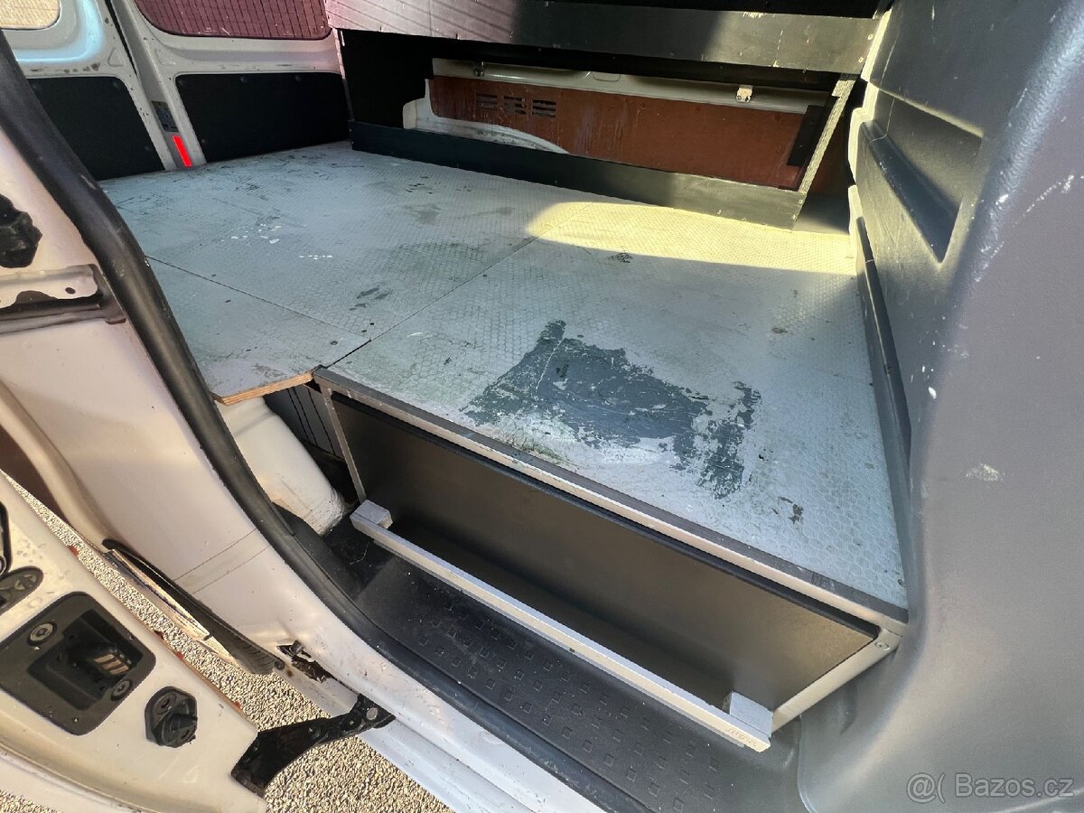 VOLKSWAGEN CADDY 2014 VESTAVBA HEZKÝ STAV - 8