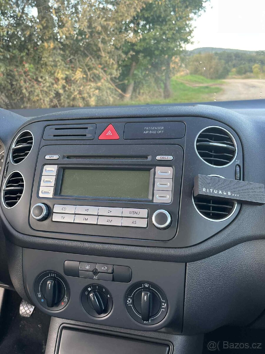 Volkswagen Golf Plus 1.4 16V - ZACHOVALÝ STAV - 8