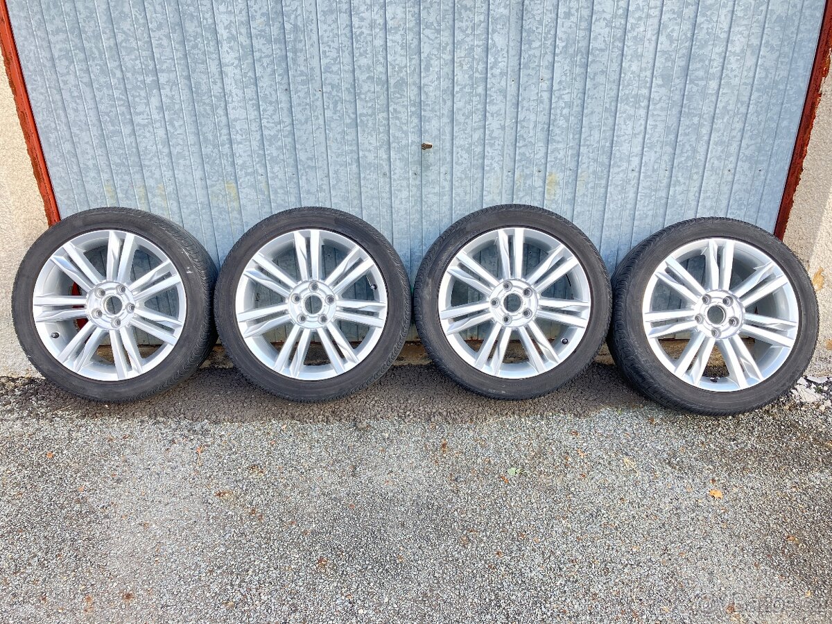 Koncernová alu kola VW 7x17" ET-49, pneu Bridgestone 225/45 - 8