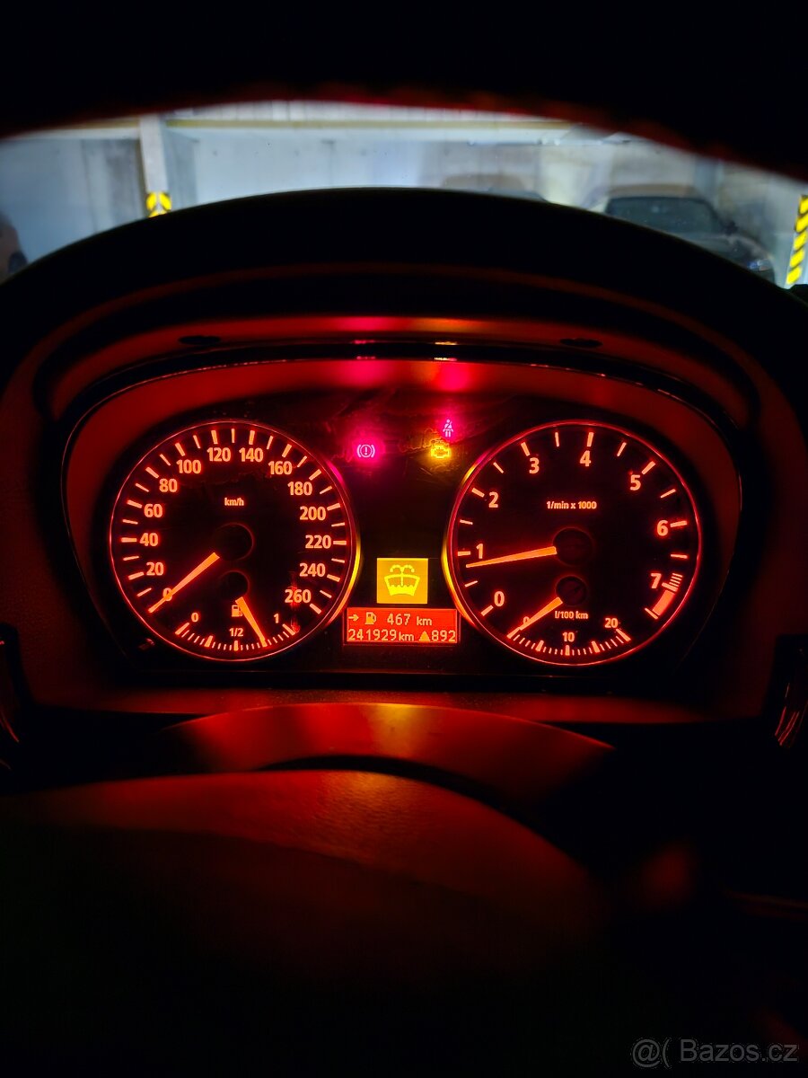 BMW e90 325i 243 tis. Km - 8