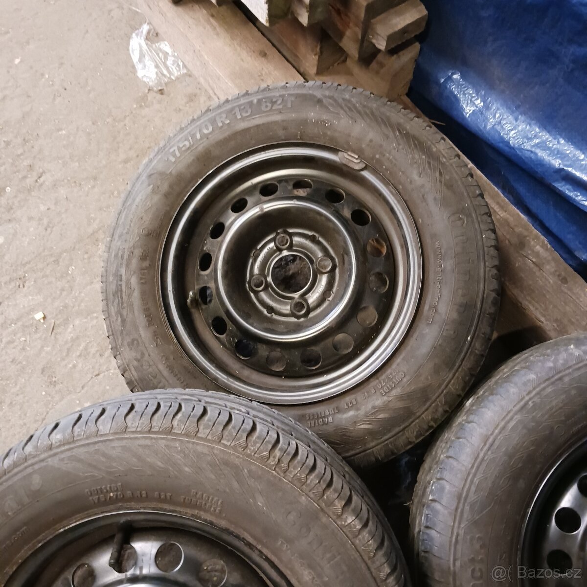 Pneu letní 175/70 R13 - 8