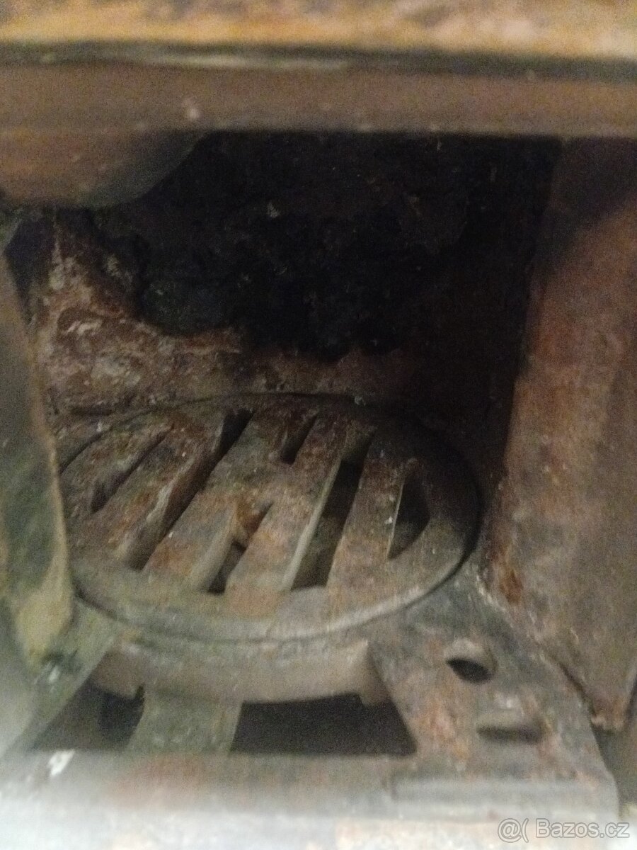 Prodám starožitná litinová Kamna - 8