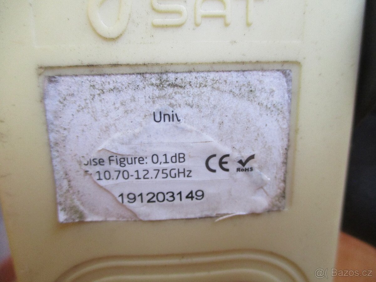 SATELITNÍ PŘIJÍMAČ + KONZOLE - 8