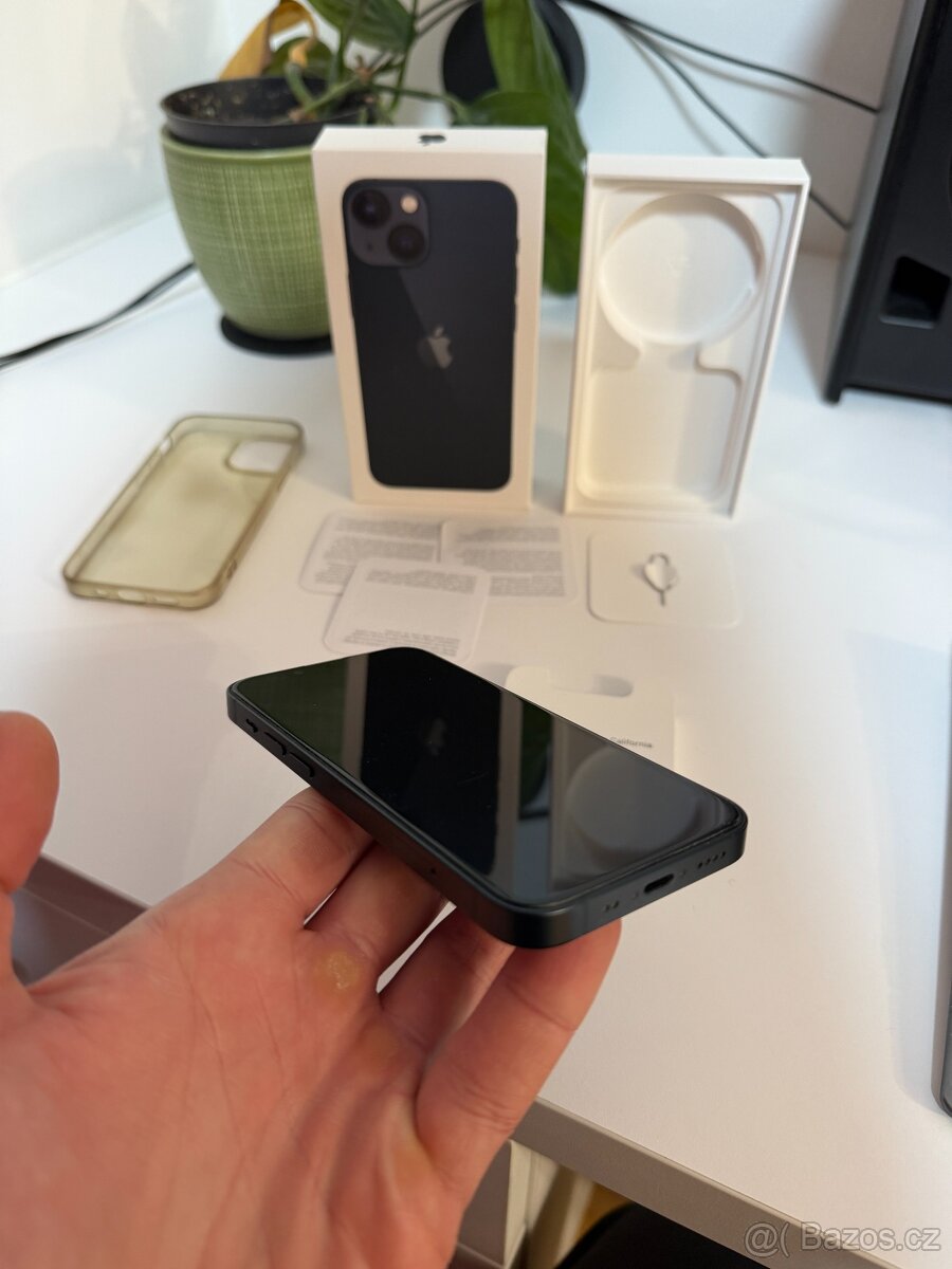 iPhone 13 mini 128GB Midnight - prodáno - 8