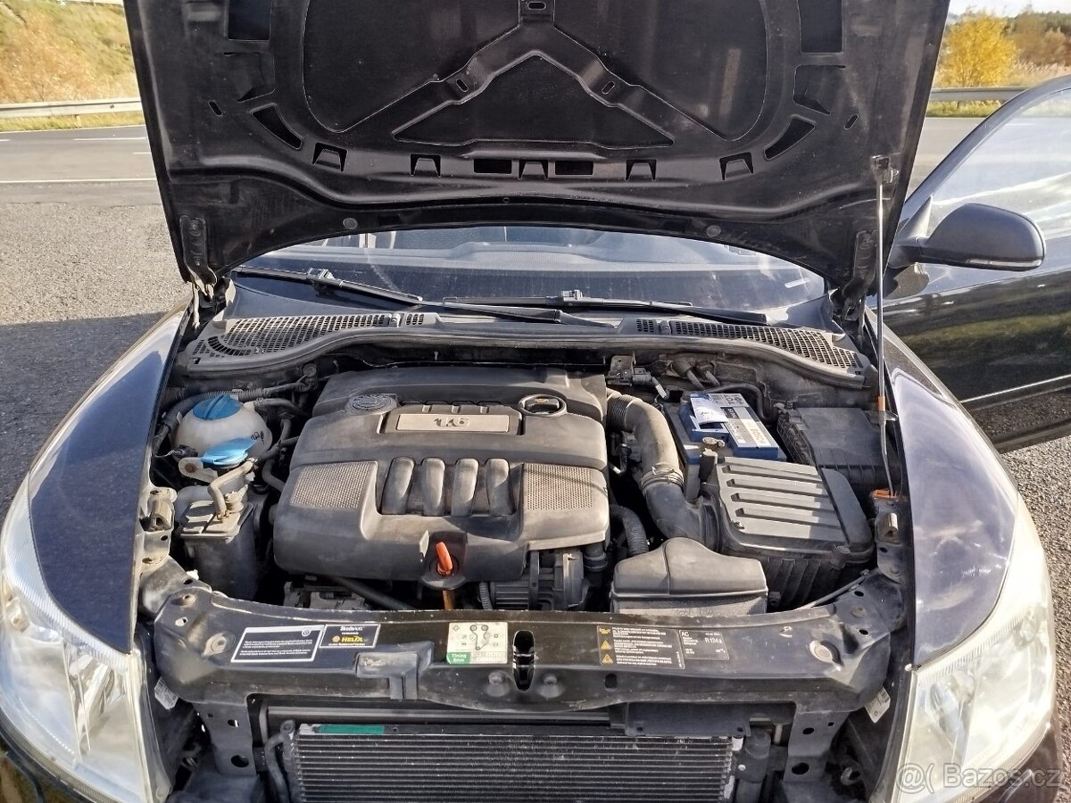 ŠKODA OCTAVIA COMBI 1.6i..MPI.r.v.2010 - 8