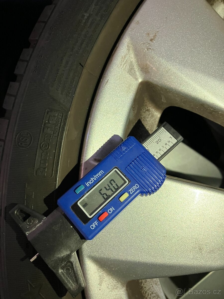 Sada zimních kol BMW 225/45R17 - 8