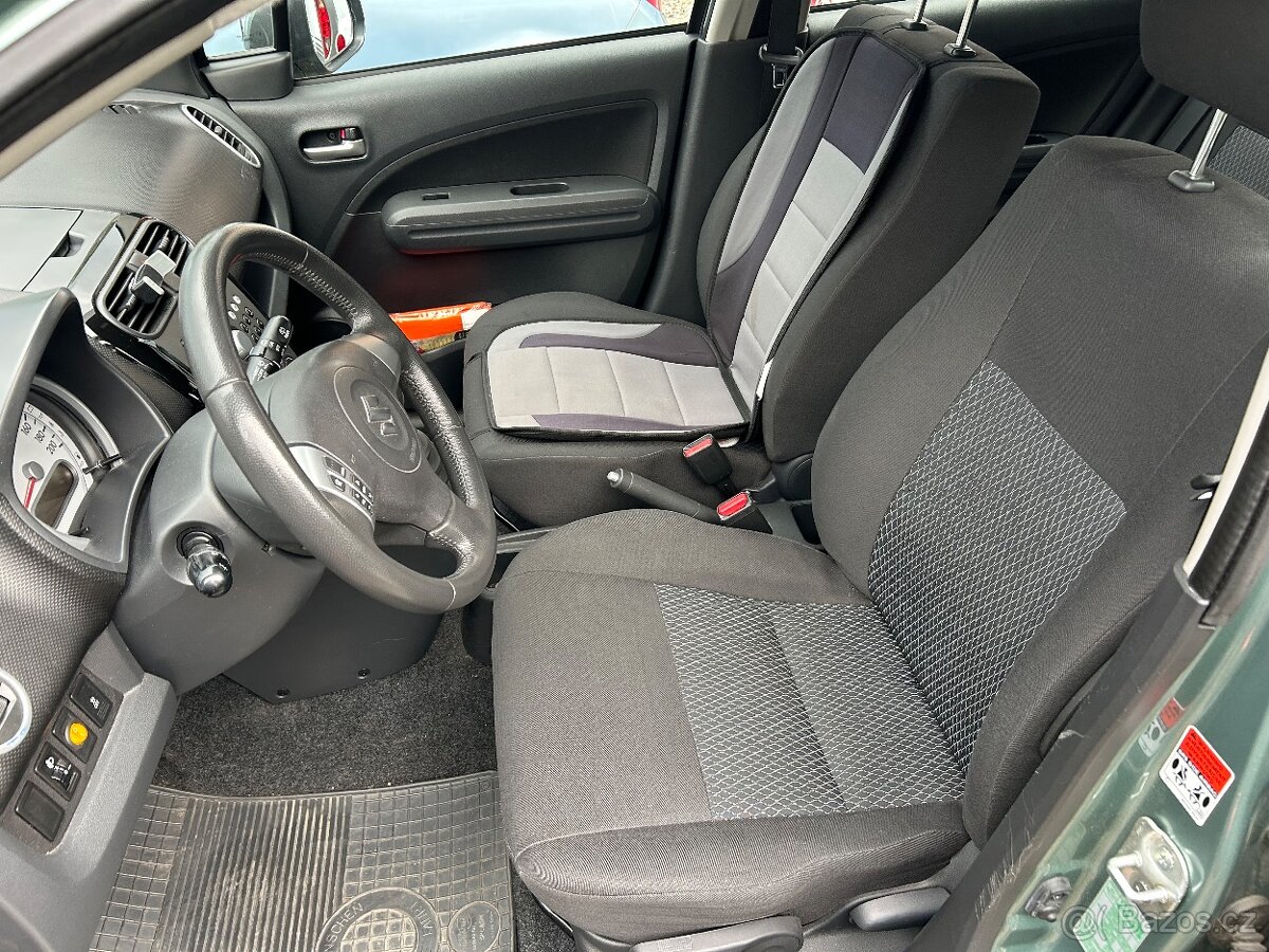 Suzuki Splash 1.2 VVT, r. 2012 facelift, klima - 8