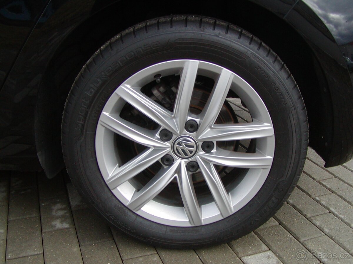 Golf 1.6TDi, Comfortline, Vysoká výbava - 8