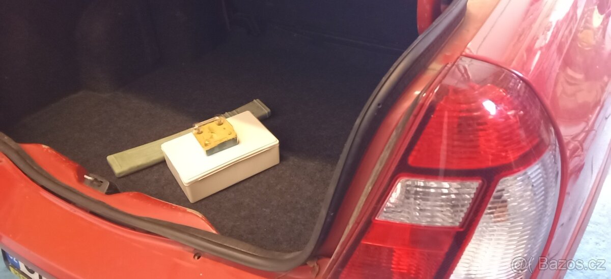 Prodám Renault Thalia, najeto 52000 - 8