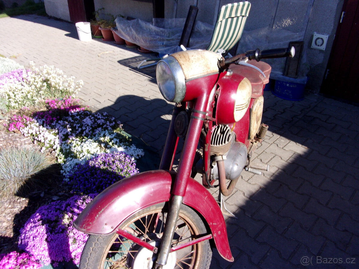Jawa ČZ 175 - 8