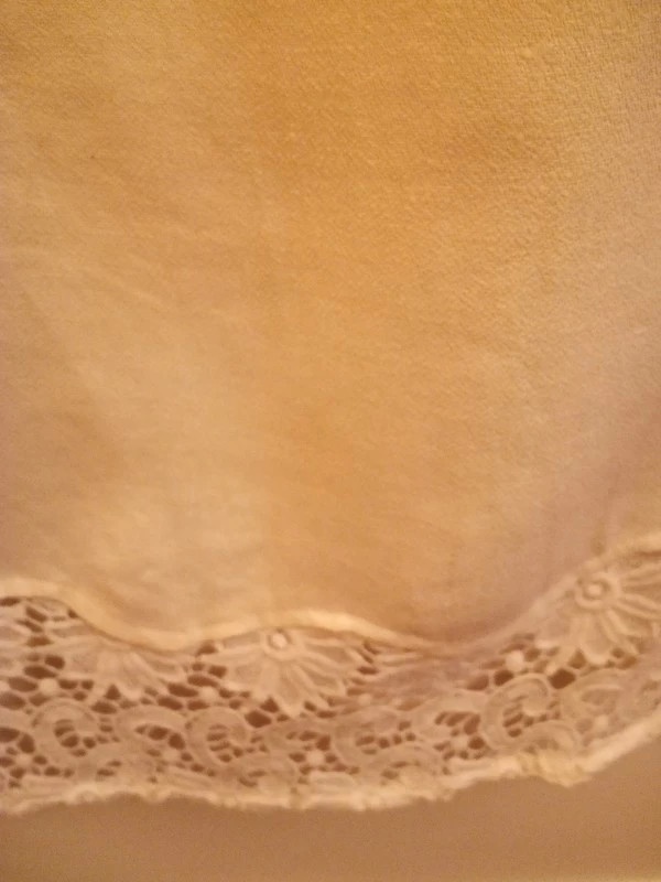 šaty smetanové s krajkou - 8