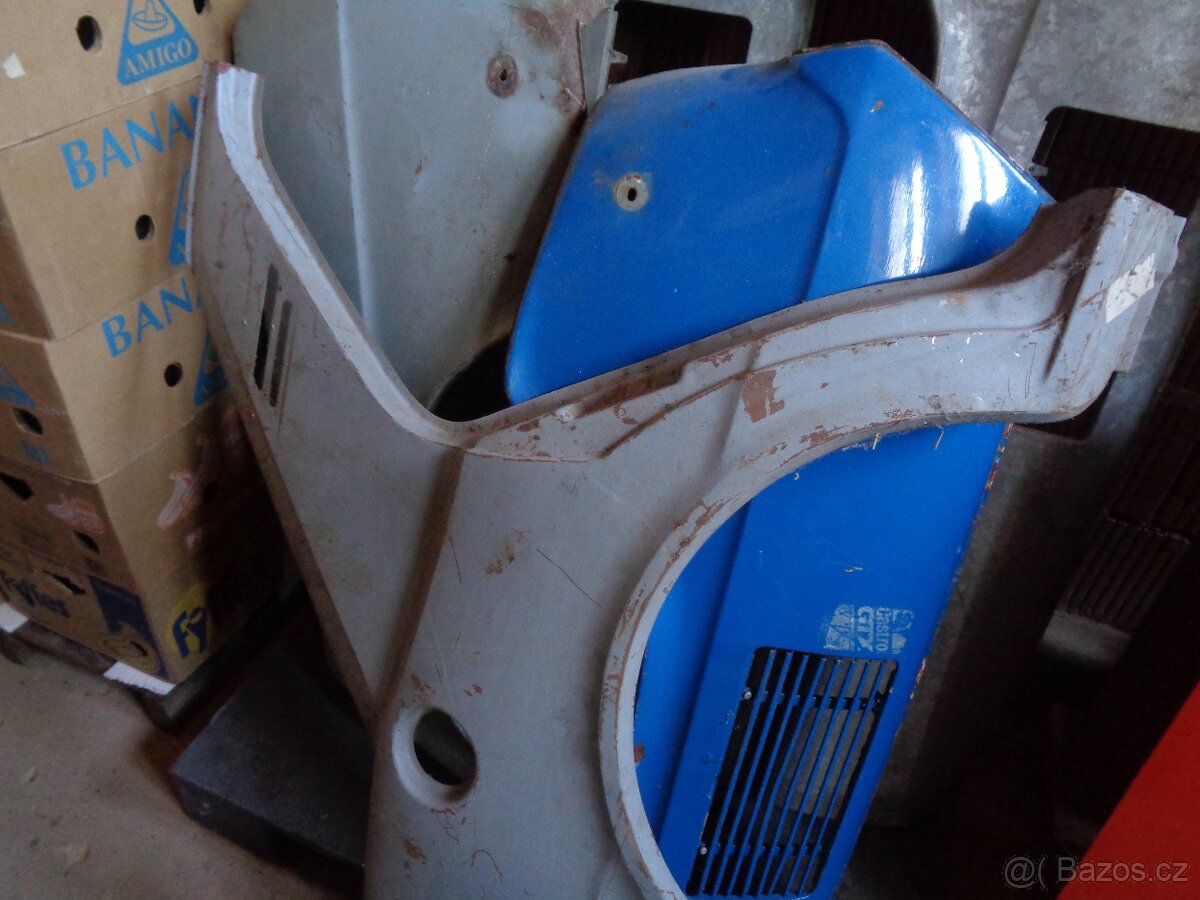 Škoda 105M 120M 130M nove zadni blatniky original L+P - 8