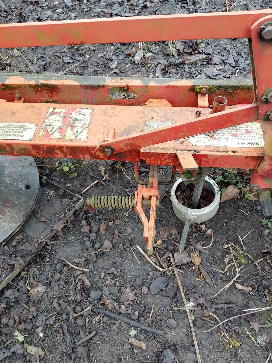 BUBNOVÁ ROTAČNÍ SEKAČKA 165 CM - 8