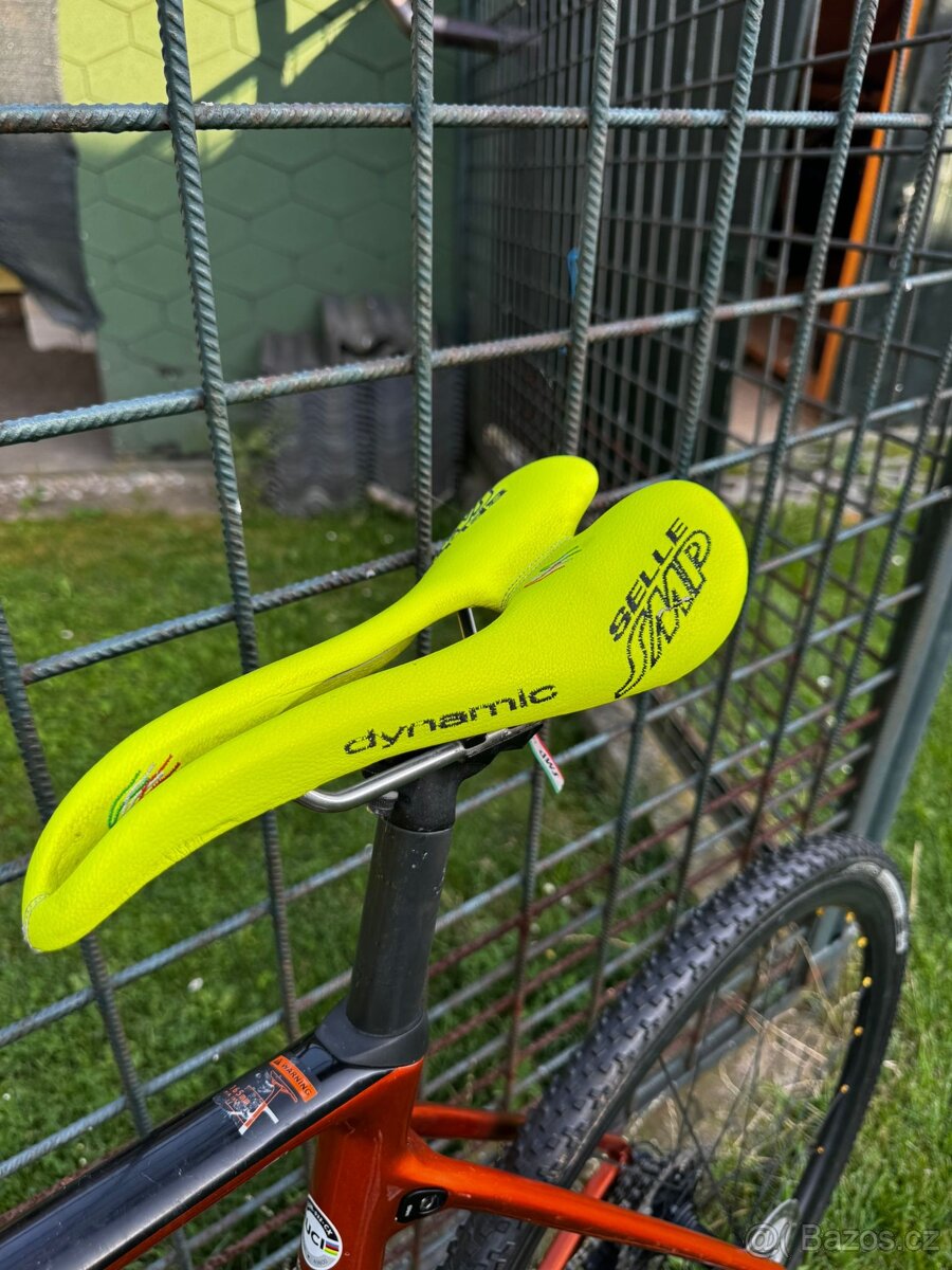 Cyklokrosové kolo Giant - 8