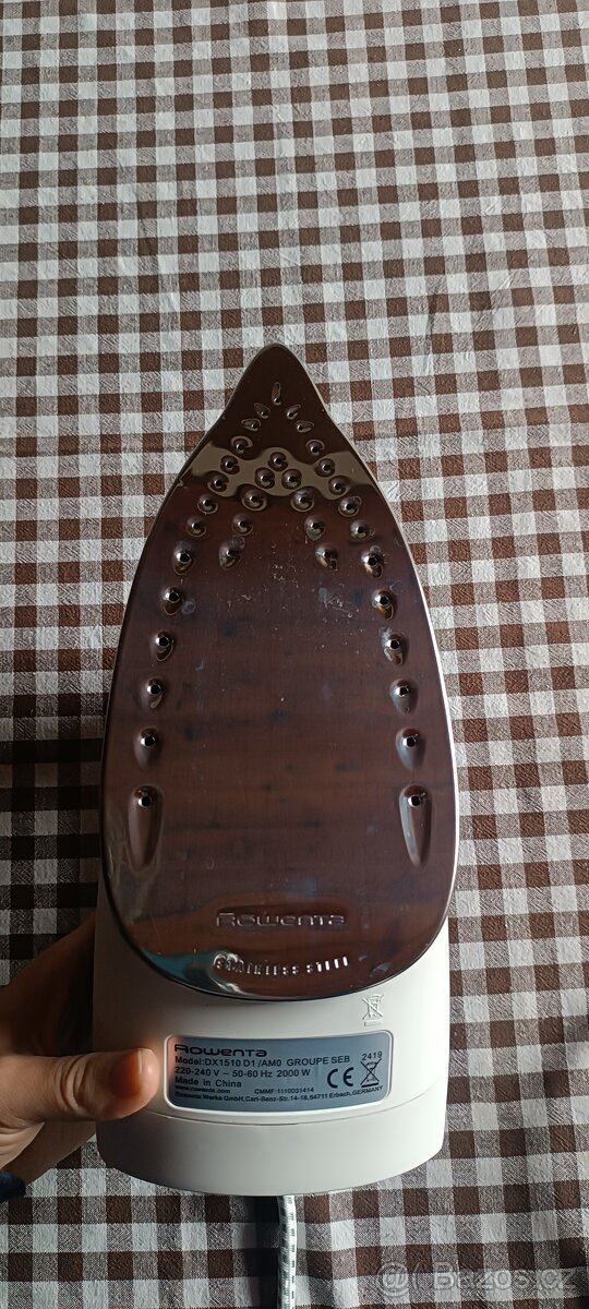 Žehlička Rowenta Effective 2000W - 8