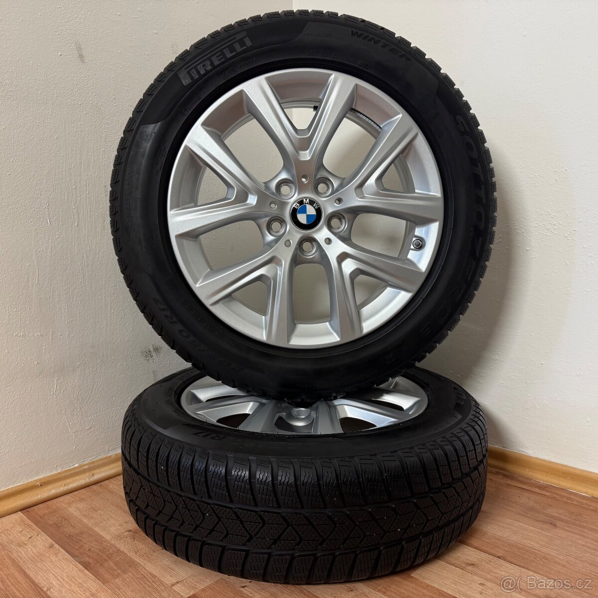 BMW X1 F48 5x112 R17 ET39+ZIMNÍ 205/60R17 7/5mm - 8