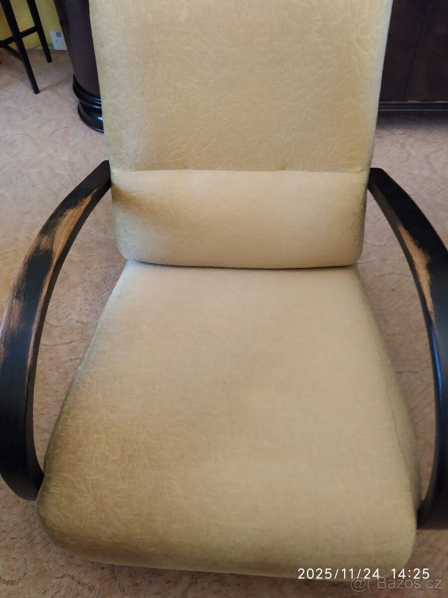 Starožitný nábytek - obývák - 8