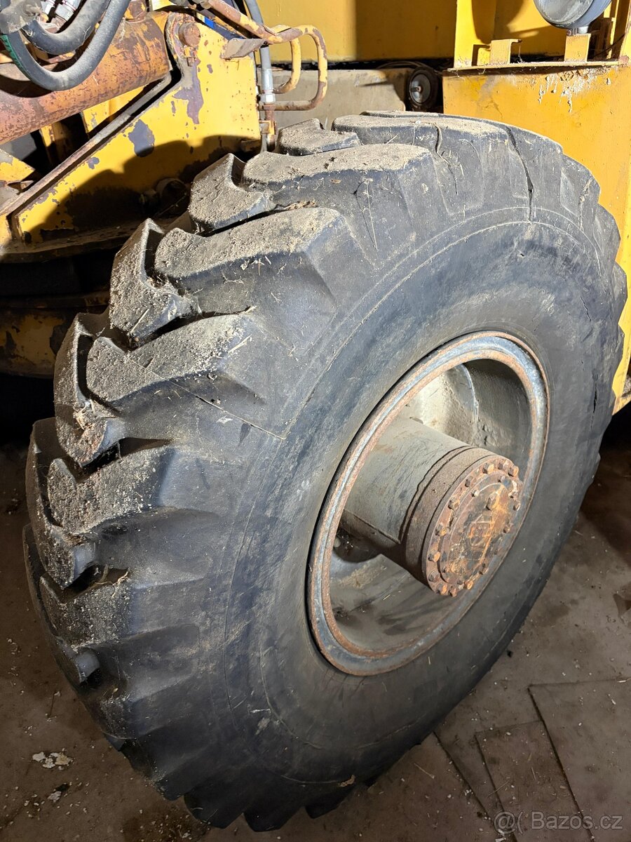 Čelní nakladač Hon un 53 - 8