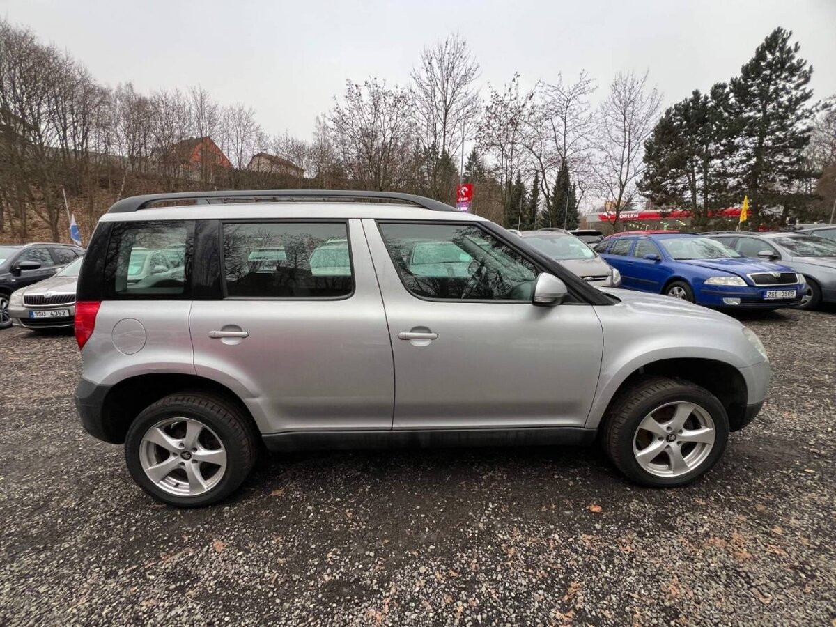 Škoda Yeti 1.8 TSI 118kW 4x4 tažné klima 2012 nové ČR - 8