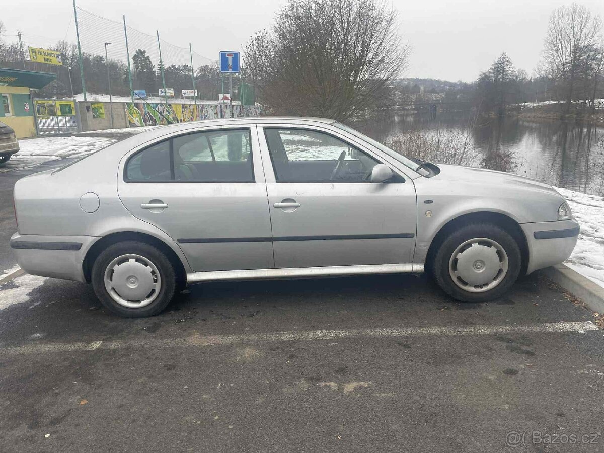 Škoda Octavia - 8