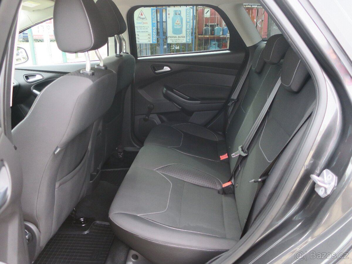 Ford Focus 1.0 i 74 kW - 8