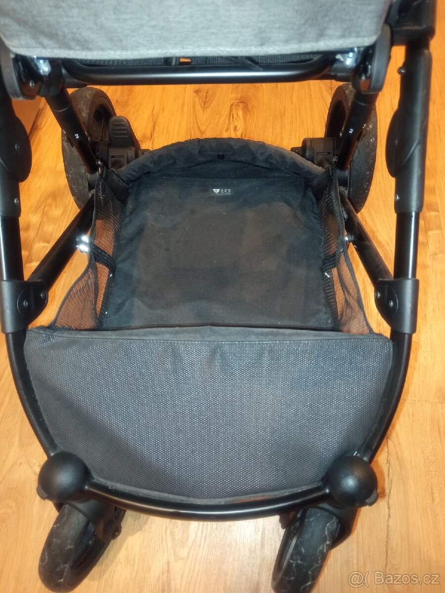 Kočárek dvojkombinace Lionelo - 8