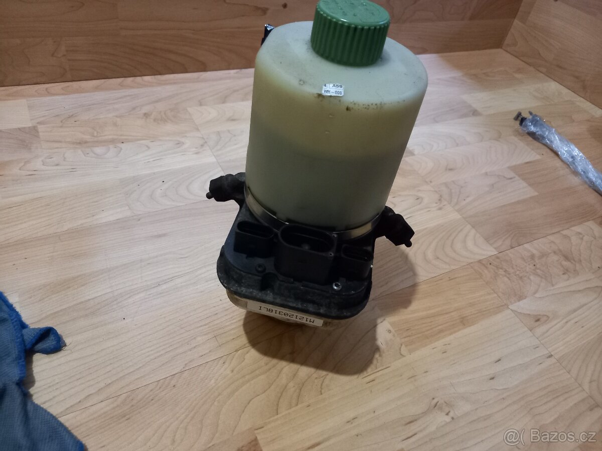 Škoda fabia .2 tsi 63 kw rok 2011 - 8