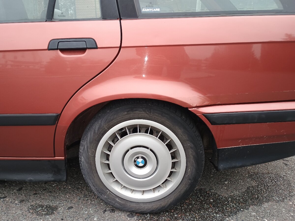 BMW E36 320i touring - 8