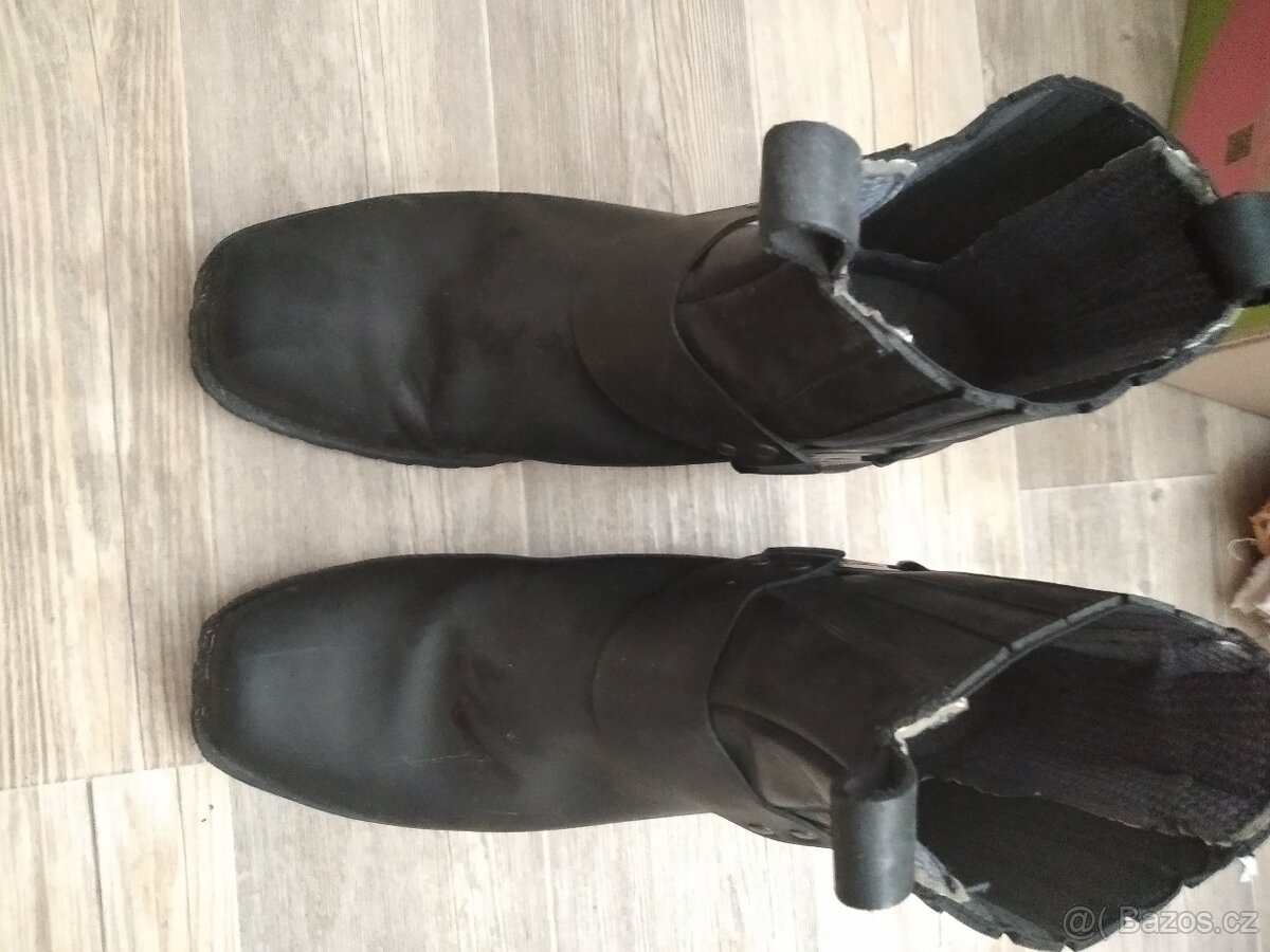 Motorkářská bunda a boty - 8