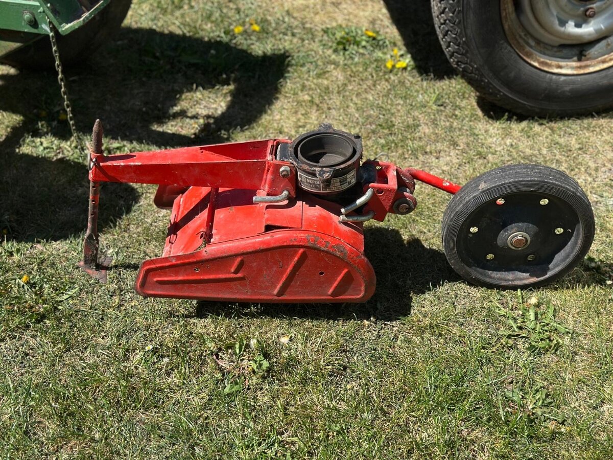 VARI - malotraktor + příslušenství - 8