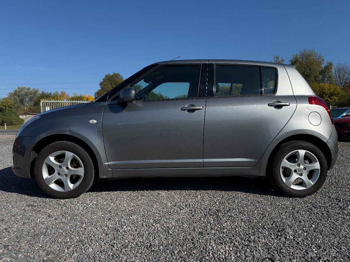 Suzuki Swift 1.3 68kW Klima 2010 ČR - 8