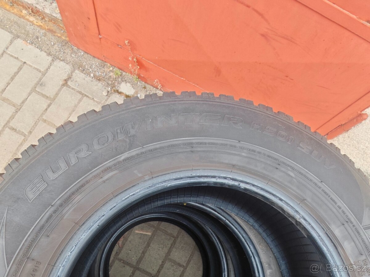 Zimní Falken 215/70R16 100H - 8