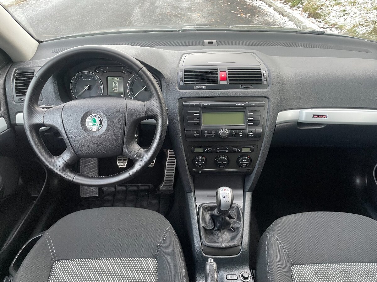skoda octavia Scout combi 2.0 tdi r.v 2008 webasto - 8