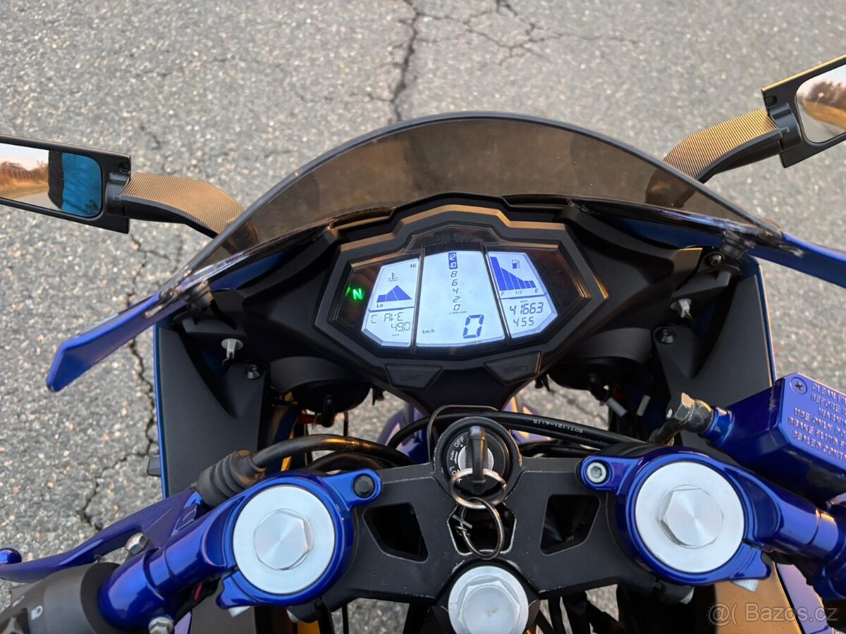 Yamaha yzf r125 2015 - 8