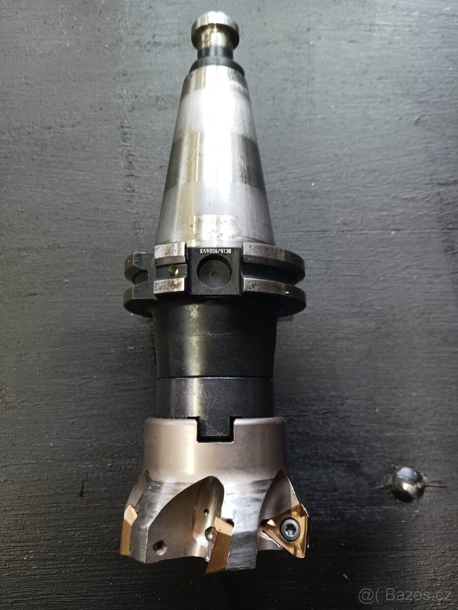 Fréza s vyměnitelnými destičkami - 8