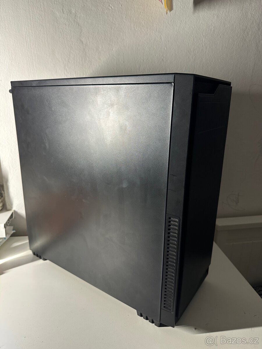 Herní PC - RX 580 - i5 - 16 gb ram - 2TB - 8