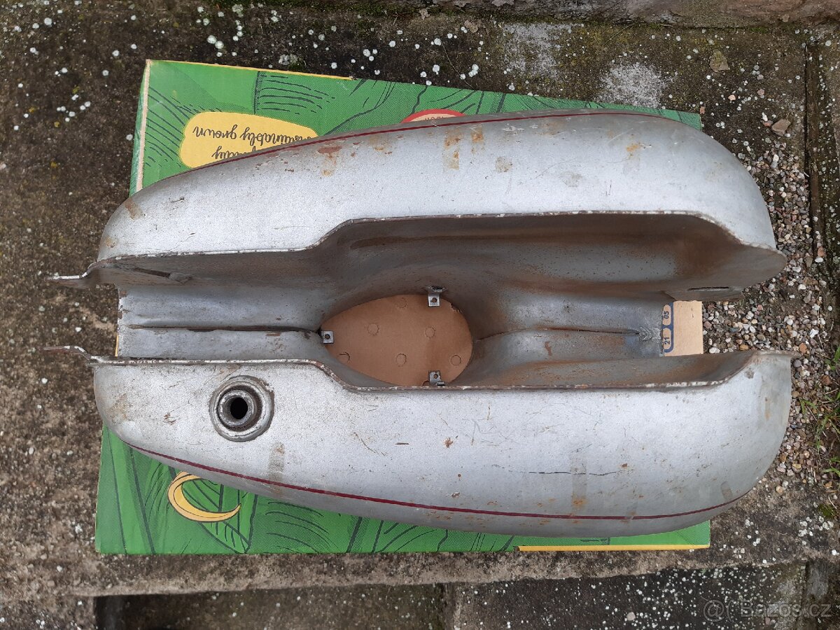 Nádrž jawa čz 125 150 175 malá kývačka - 8