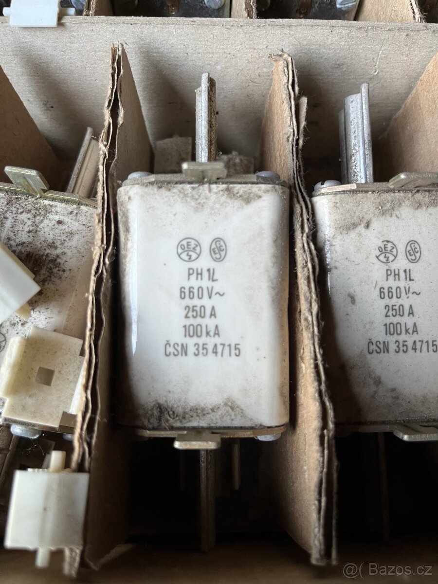 Elektrosoučástky - 8