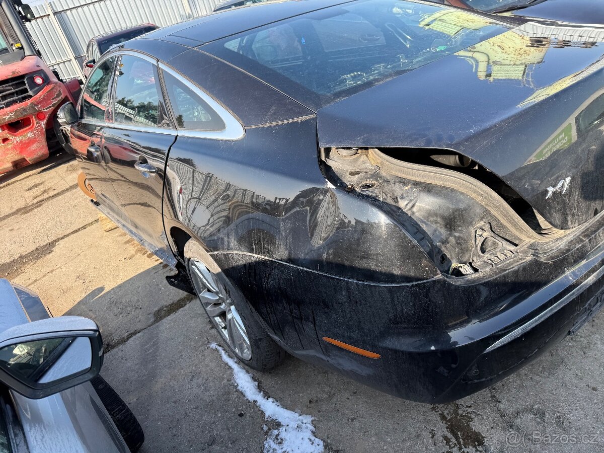 Jaguar XJ 3.0 202kw Diesel V6 Premium Luxury.Motor prodán - 8