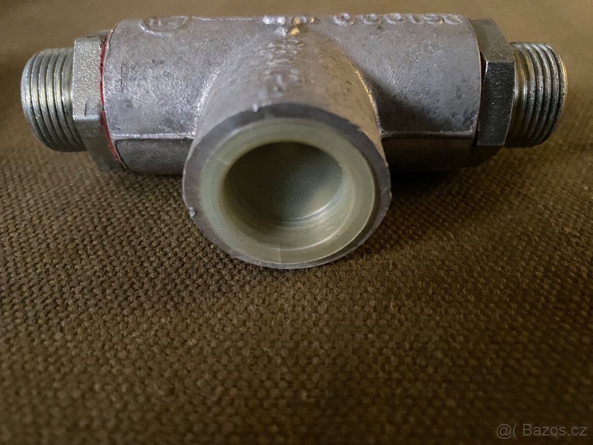 Náhradní díly - 8