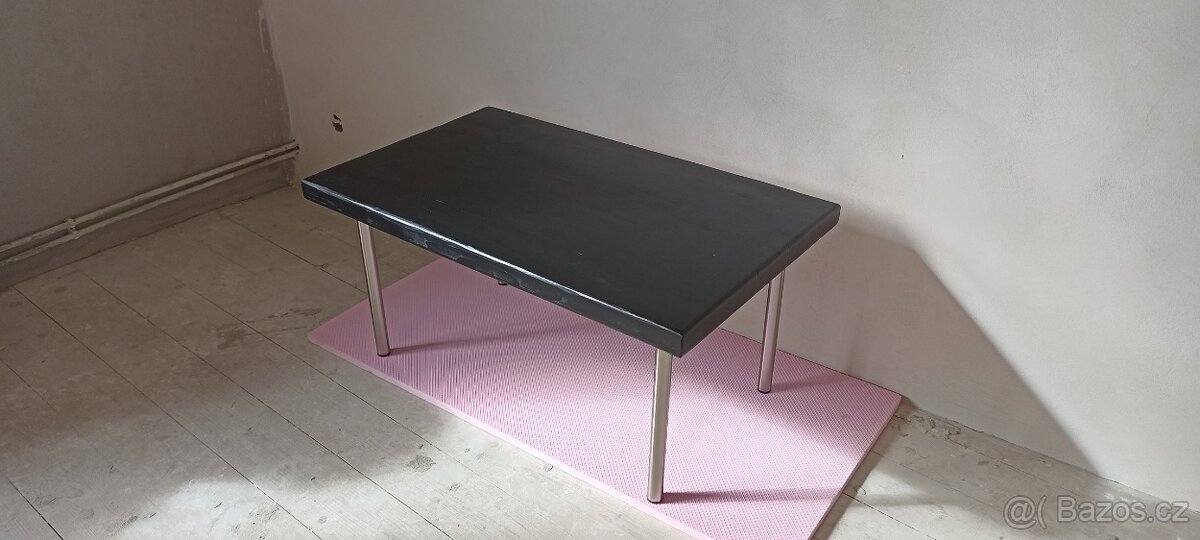 Konferenční stolek masív - 8