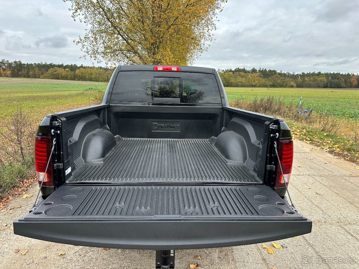 Dodge RAM 1500 classic WARLOCK 5,7hemi v8 - 8