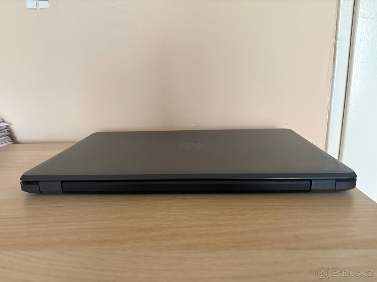 Laptop HP 250 G6 - 8