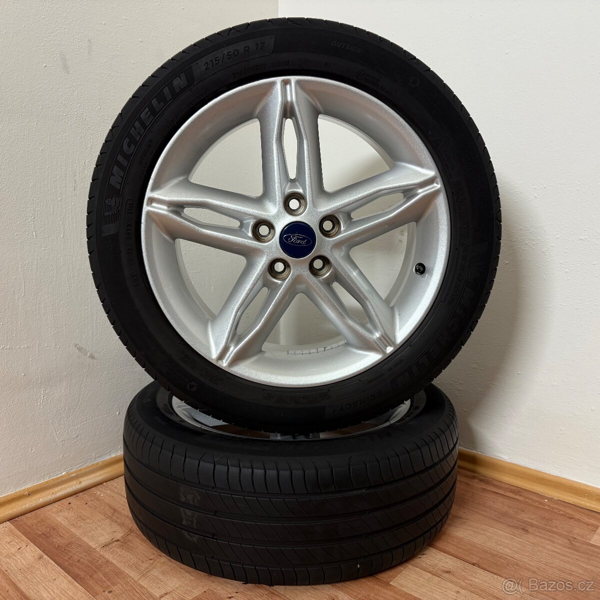 FORD FOCUS/CMAX 5x108 R17 ET50+LETNÍ 215/50R17 6mm - 8