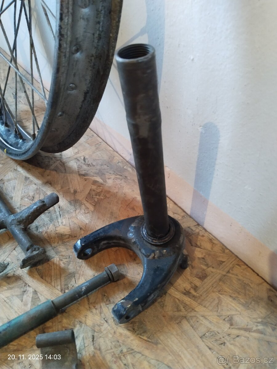 ČZ 125 B a T, 150 C - 8