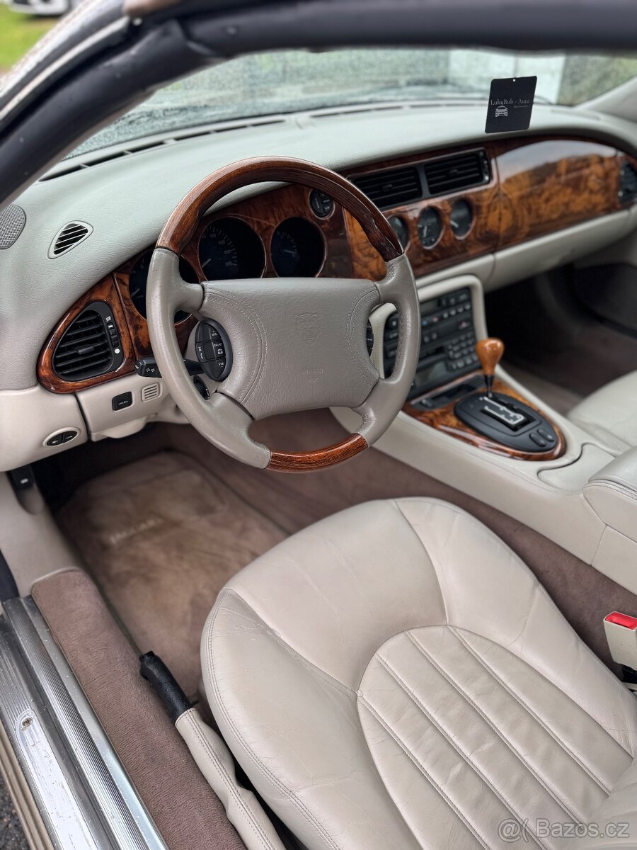 JAGUAR XK8 CABRIO 4,0i V8 🏎️🏎️🏎️ - 8